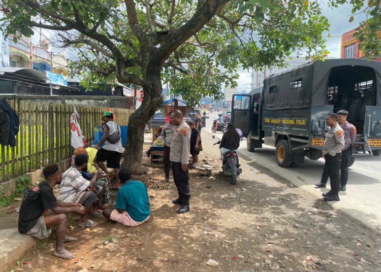 Polres Jayapura Gelar Patroli Rutin untuk Cegah Gangguan Kamtibmas
