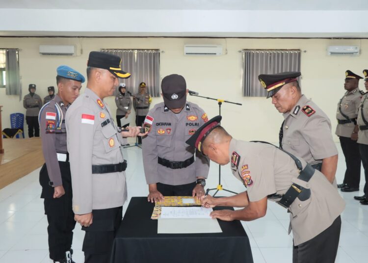 Kapolres Keerom Polda Papua Pimpin Sertijab Kabag Log, Kapolsek Arso, Kapolsek Senggi dan Kapolsek Arso Timur