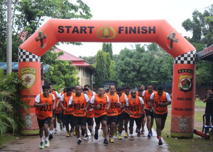 Hari ke 2 Peserta Sekolah Inspektur Polisi (SIP) Melaksanakan Tes Kesamaptaan Jasmani dan Bela Diri