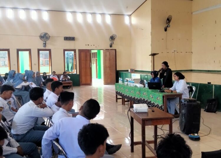 Dit Siber Polda Papua Berikan Sosialisasi Penyalahgunaan Media Sosial di MA Persiapan Koya Barat