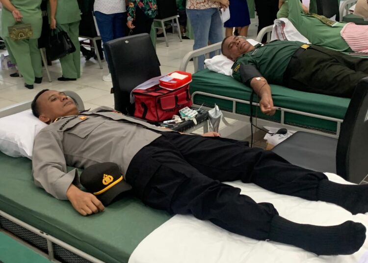 Polres Jayapura Polda Papua Ikuti Giat Donor Darah Hut Ke-79 Persit Kartika Chandra Kirana