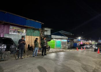 Kapolres Deiyai Polda Papua Pimpin Pengamanan Sholat Tarawih di Masjid Ash-Shiddiq Waghete