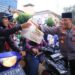 Masyarakat Antusias Saat Kapolri Turun Langsung Berbagi Takjil
