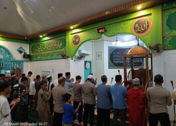 Polres Mimika Polda Papua Tengah Melaksanakan Shalat Ghaib dan Doa Bersama untuk Personel Polres Way Kanan yang Gugur