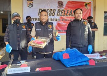 Dir Reskrimum Polda Papua Gelar Press Confrance Kasus Pembakaran 11 Petak Rumah Kontrakan