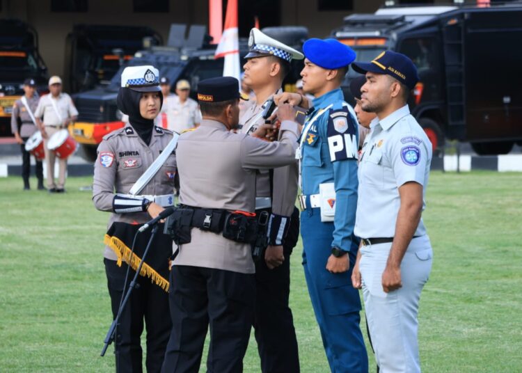 Kapolda Papua Pimpin Apel Gabungan Gelar Pasukan Operasi Kepolisian Terpusat “KETUPAT”