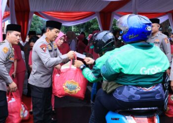 Wakapolri Hadiri Bazar Presisi dan Baksos di Lapangan Bhayangkara