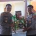 Polsek Nimbokrang Polda Papua Serahkan Bingkisan Idulfitri kepada Anggota Beragama Muslim