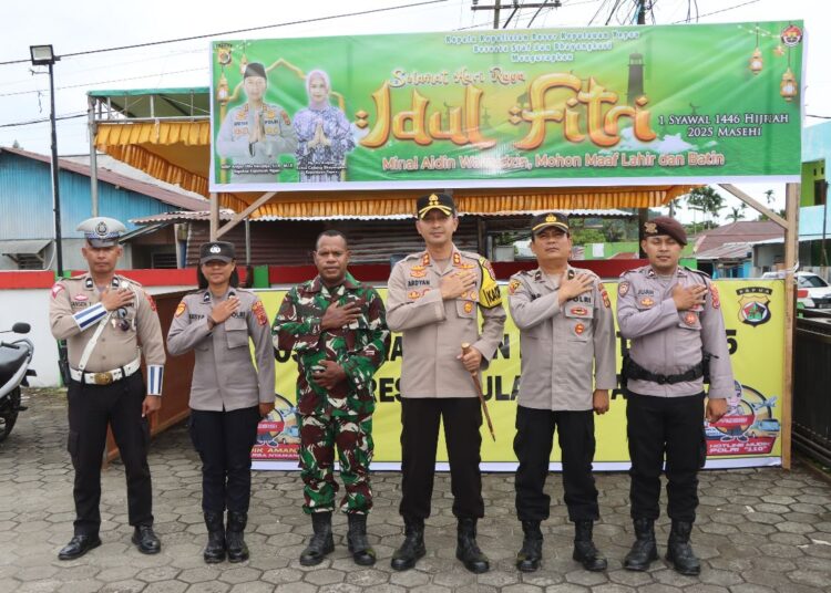 Pastikan Kesiapan Keamanan Menjelang Lebaran, Kapolres Yapen Laksanakan Pengecekan Pos Pam Ops Ketupat Cartenz 2025
