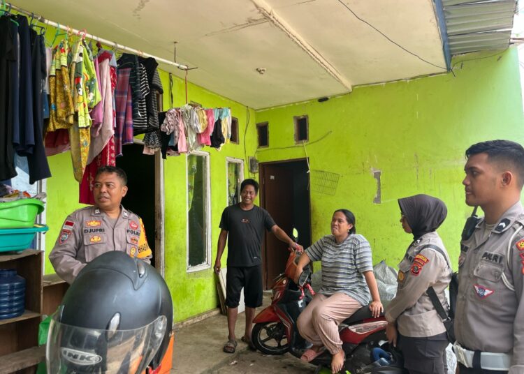 Subsatgas Si Ipar Polda Papua Kunjungi dan Datakan Anak-Anak Putus Sekolah