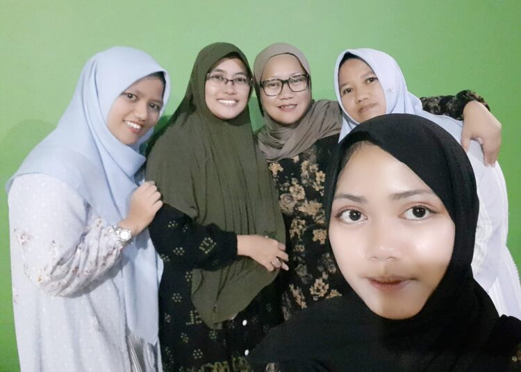 Pererat Silaturahmi, Redaksi Media Online Netizenupdate.com Gelar Kegiatan di kediaman Pengasuh Ponpes El-Bayan