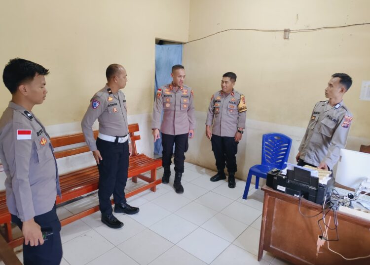 Kapolres Keerom Lakukan Pengecekan Lingkungan Mako Polres Keerom