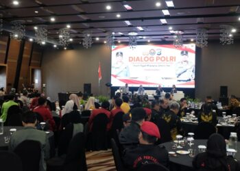 Dialog Publik Div Humas Polri di Polda Kalsel, Angkat Tema “Pemuda Tangguh Menyongsong Indonesia Emas 2045”