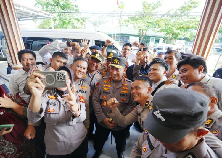 Pastikan pelayanan optimal, Kapolri Kunjungi Polsek Rumbai Pesisir