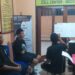 Bhabinkamtibmas Kampung Waiya Berikan Pembekalan Akademik Bagi Casis Bintara Polri Tahun 2025