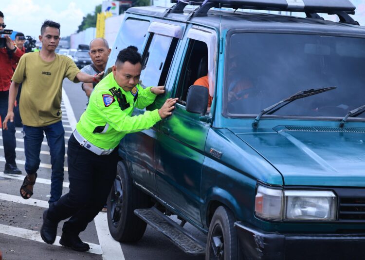 Survei Indikator: 80,3% Masyarakat Puas, Operasi Ketupat 2025 Disambut Positif