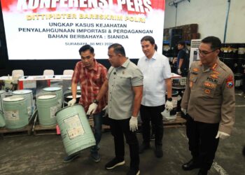 Bareskrim Polri Bongkar Perdagangan Ilegal Sianida di Surabaya dan Pasuruan, Omzet Capai Rp 59 Miliar