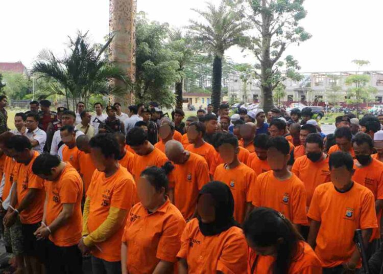 Polisi Ringkus 135 Tersangka dalam Operasi Berantas Premanisme