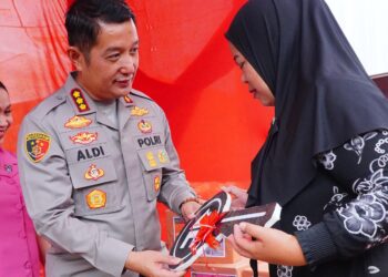Polisi di Bandung ‘Patungan’, Biayai Perbaikan Rumah Warga Korban Gempa