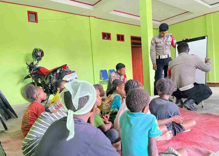 Satgas SI-IPAR Ajar Anak-anak Berhitung, Ciptakan Suasana Belajar yang Menyenangkan