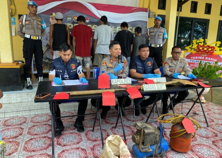 Terlibat Penambangan Emas Tanpa Izin, Lima orang Masyarakat diamankan Polres Kaimana beserta sejumlah Barang bukti