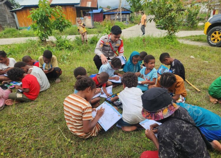 Program si-ipar operasi rasaka cartenz 2025 hadir bukan hanya sebagai penegak hukum, tetapi sebagai sahabat bagi anak-anak generasi emas papua