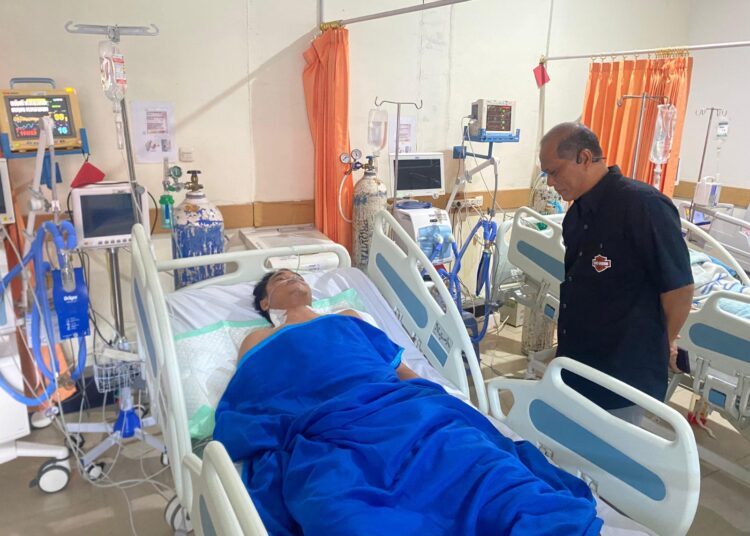 Dir Samapta Polda Papua Kunjungi Anggota yang Terluka Akibat Serangan OTK di Yahukimo