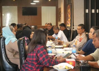 Kabid Humas Polda Papua Gelar Silaturahmi Dengan Wartawan