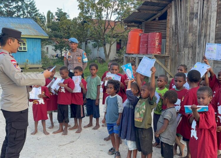 Program si-ipar operasi rasaka cartenz 2025 hadir demi masa depan generasi emas papua mendidik & membina anak-anak di kota oksibil kab. pegunungan bintang