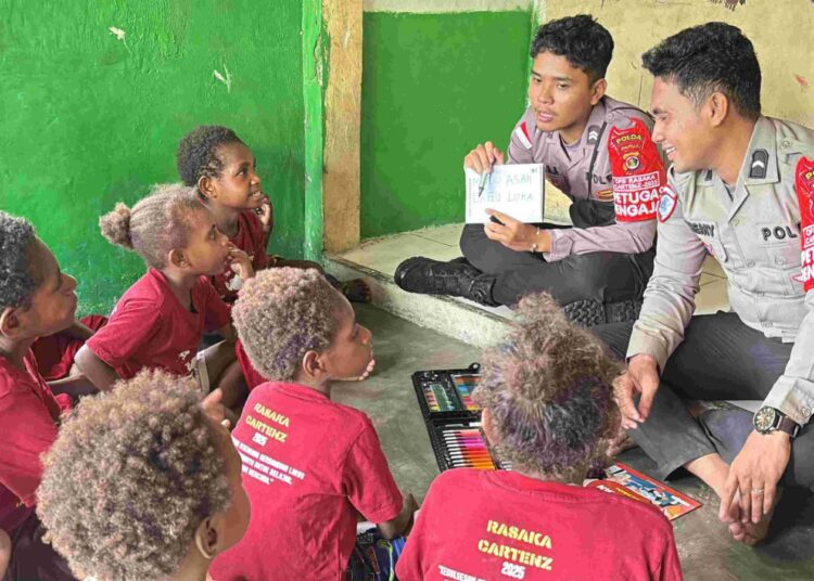 Hadirkan Semangat Belajar Satgas Si Ipar Polres Yahukimo Kembali Melakukan Kelas Ceria