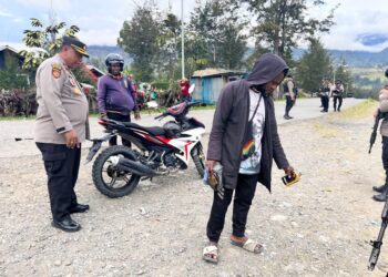 Polres Puncak Polda Papua Lakukan Patroli Cipta Kondisi Antisipasi Gangguan Kamtibmas Jelang Idul Adha