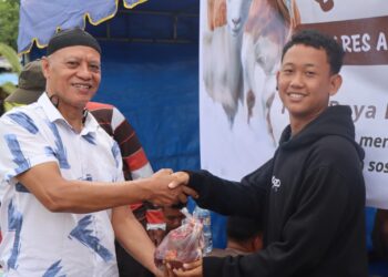 Kapolres Asmat Polda Papua Pimpin Langsung Penyembelihan Hewan Qurban