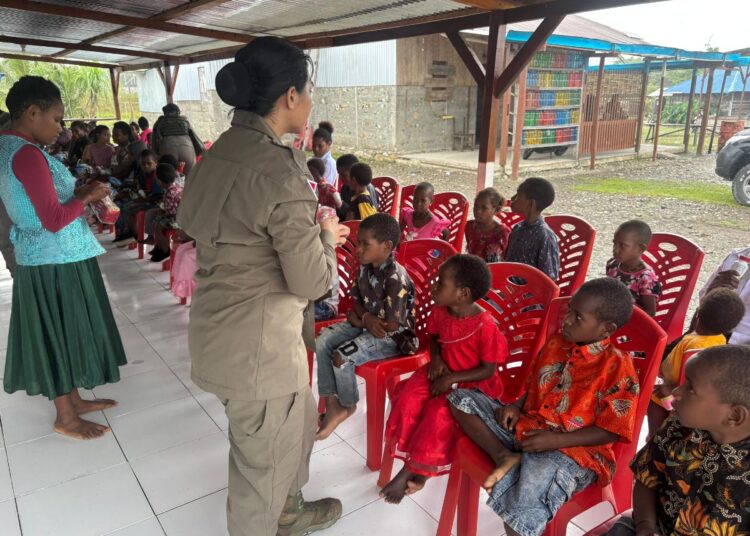 Pererat Kedekatan, Polres Nduga dan Satgas ODC Laksanakan Ibadah Bersama Anak Sekolah Minggu di Gereja GPdI Yerikho Kenyam
