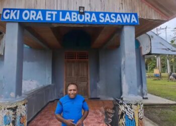 Pdt. Gerson Apresiasi Bantuan Bahan Bangunan Dari Polres Kep. Yapen