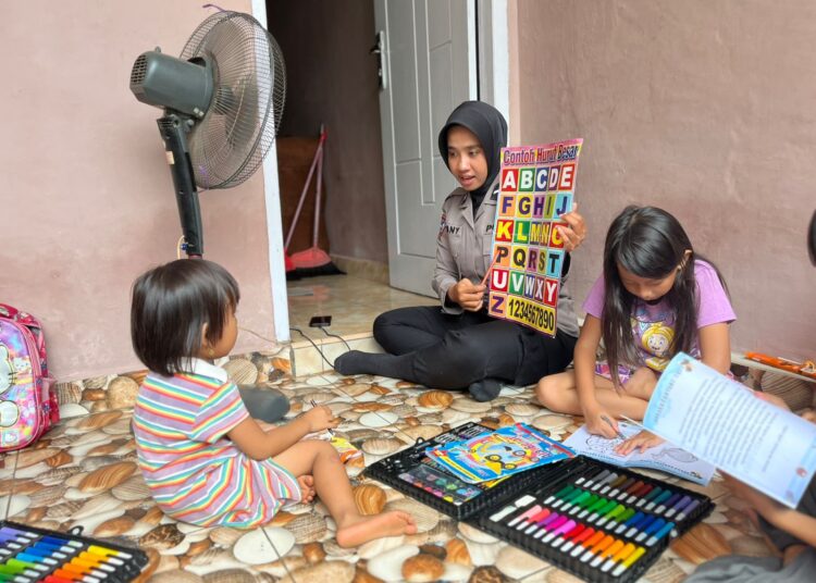 Subsatgas Si Ipar Terus Gencarkan Pendidikan untuk Anak Putus Sekolah di Kota Jayapura