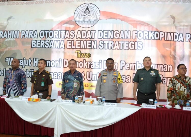 Kapolda Papua Hadiri Silaturahmi Para Otoritas Adat Dengan Forkopimda Provinsi Papua