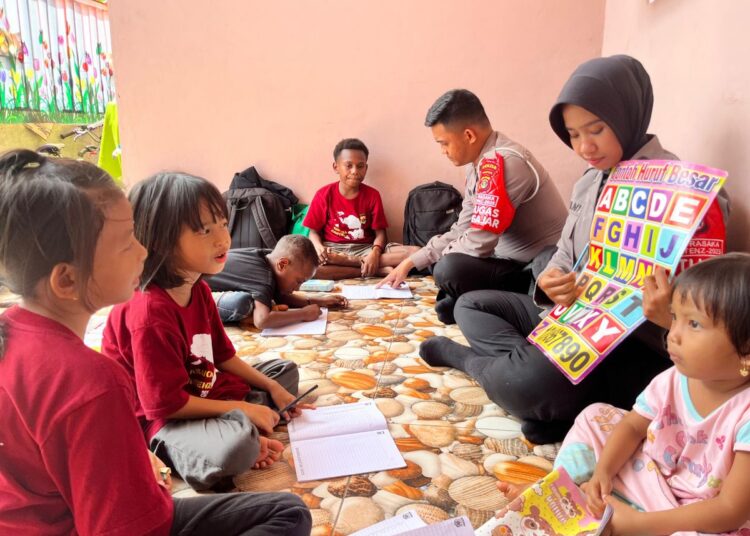 Operasi Rasaka Cartenz 2025 Berikan Perawatan Kesehatan Sekaligus Pembelajaran Untuk Anak Putus Sekolah