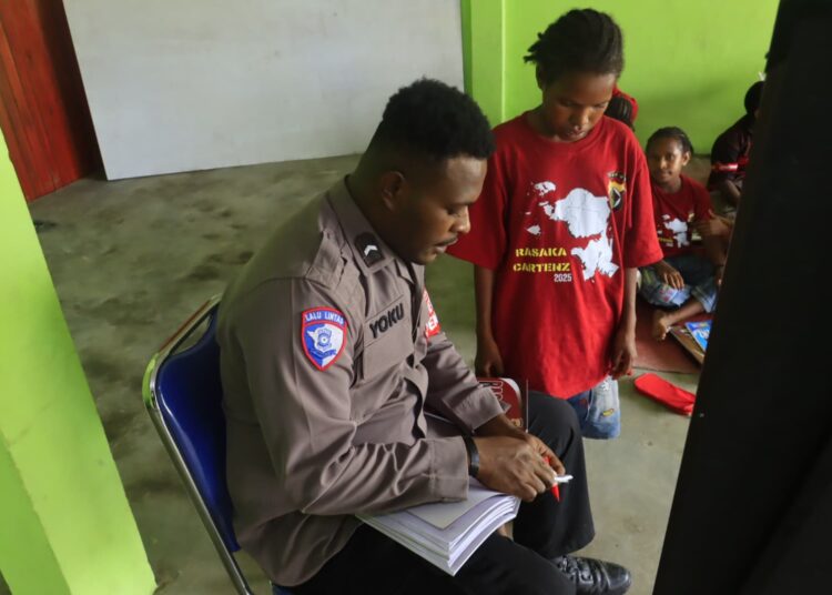 Tingkat Pendidikan Yalimo Ajak Anak-anak Belajar Berhitung Lewat Cara Seru dan Menyenangkan