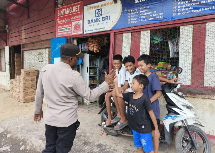 Laksanakan Patroli, Polres Tolikara Polda Papua Cek Keamanan Tempat Ibadah, Kios, Dan Perumahan Masyarakat