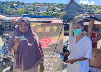 Polres Fakfak Gelar Bhakti Kesehatan Serentak, Puluhan Pengemudi Ojek Dapat Pemeriksaan Gratis