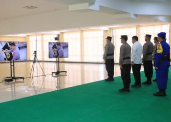 Wakapolda Papua Pimpin Upacara Virtual Pemuliaan Nilai-Nilai Luhur Tribrata Dalam Rangka Hari Bhayangkara Ke-79