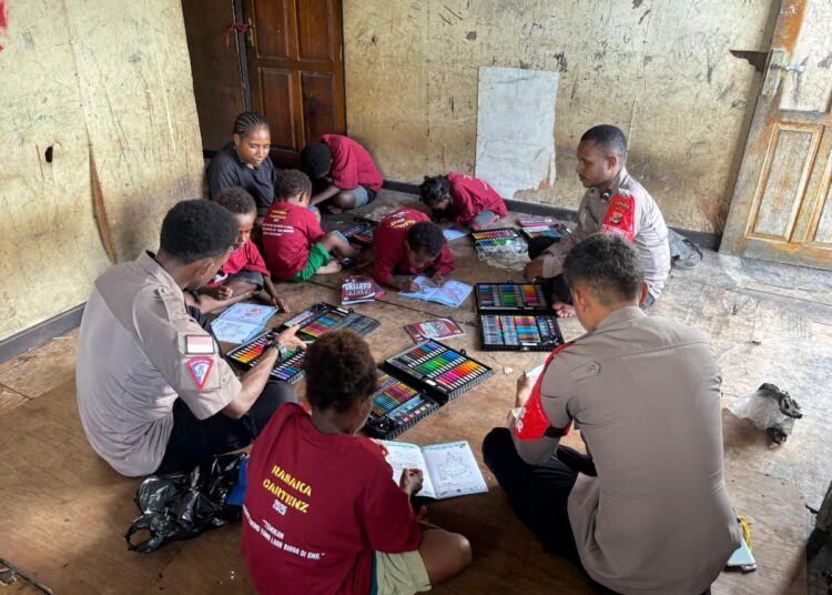 Memajukan Generasi Bangsa yang Cerdas Subsatgas Si-Ipar hadir memberikan kesempatan bagi anak-anak di Papua untuk Mewujudkan nya