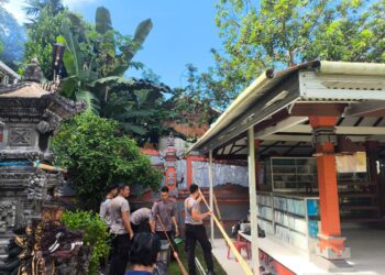 Jelang Hari Bhayangkara Ke-79, Biro Logistik Polda Papua Barat Gelar Bhakti Religi di Pura Giri Bhuana Manokwari