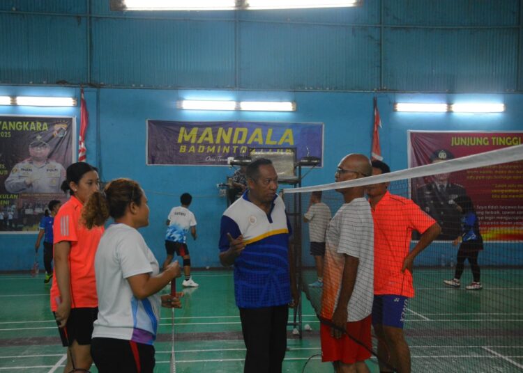 Pertandingan Bulutangkis Hari ke-4 Warnai Semarak HUT Bhayangkara ke-79 di Polda Papua