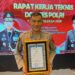 Biddokkes Polda Papua Barat Terima Dokkes Award dari Pusdokkes Polri di Rakernis 2025