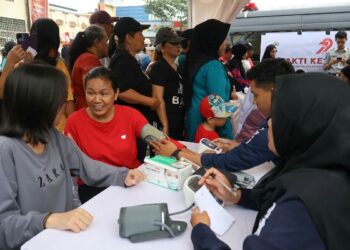 Warga Sulut Ramai dan Sangat Antusias Hadiri Car Free Day oleh Polda Sulut Menyambut Hari Bhayangkara ke-79 di Kawasan Megamas, Kota Manado