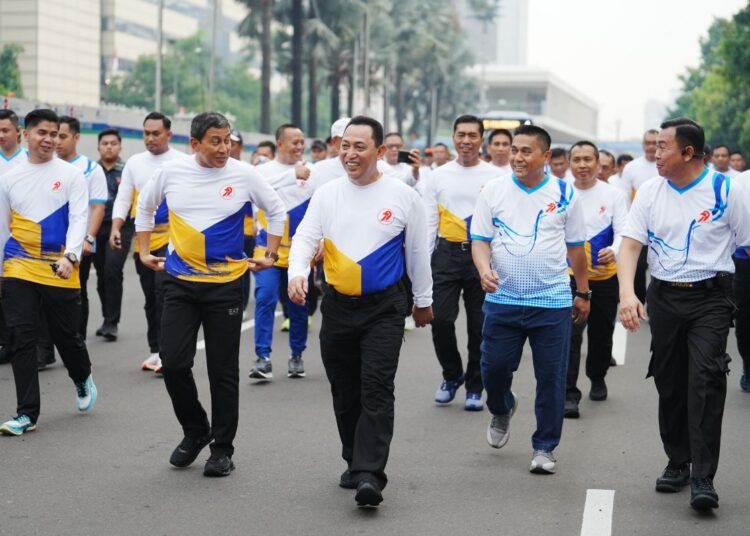 Kapolri Hadiri CFD Hari Bhayangkara ‘Polri untuk Masyarakat’, Disambut Antusias Warga