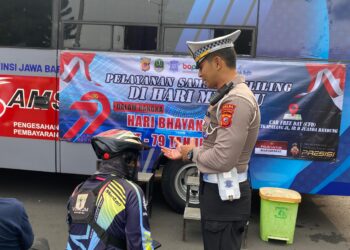 Wakapolda Jabar Sapa Warga di CFD Dago Cikapayang Bandung, Gelar berbagai Yan Gratis ke pengunjung