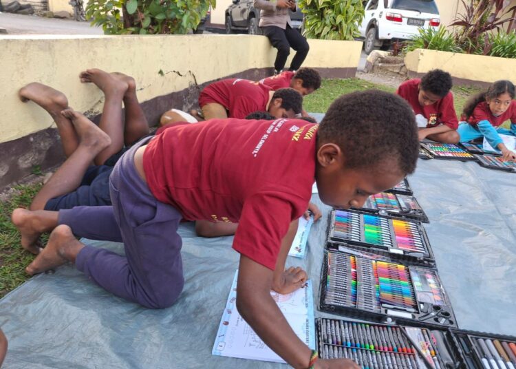 Wujudkan Kepedulian Terhadap Anak, Subsatgas SI-IPAR Gelar Kegiatan Mewarnai dalam Rangka Operasi Rasaka Cartenz 2025