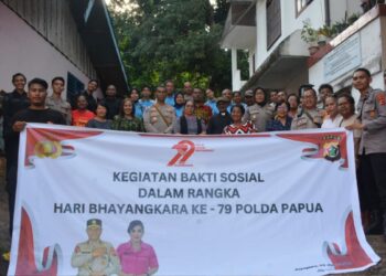 Kabid Humas Polda Papua Gelar Bakti Sosial dan Religi di Gereja GKI Immanuel APO